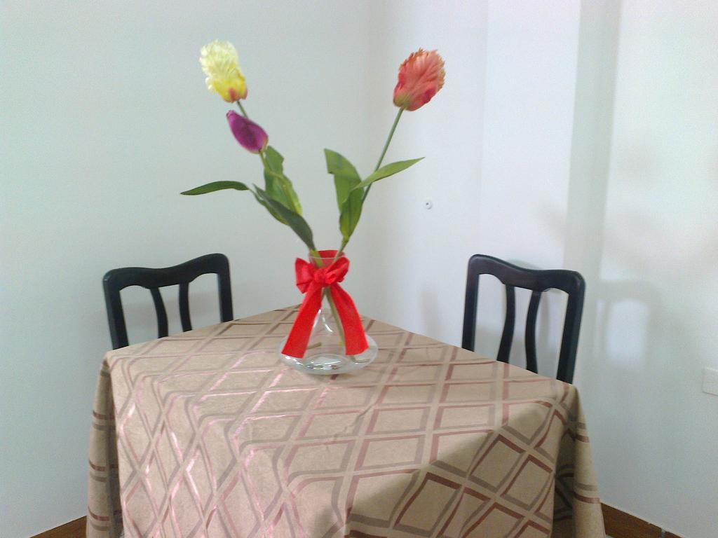 Strenua Santa Maria Suites Trujillo Szoba fotó