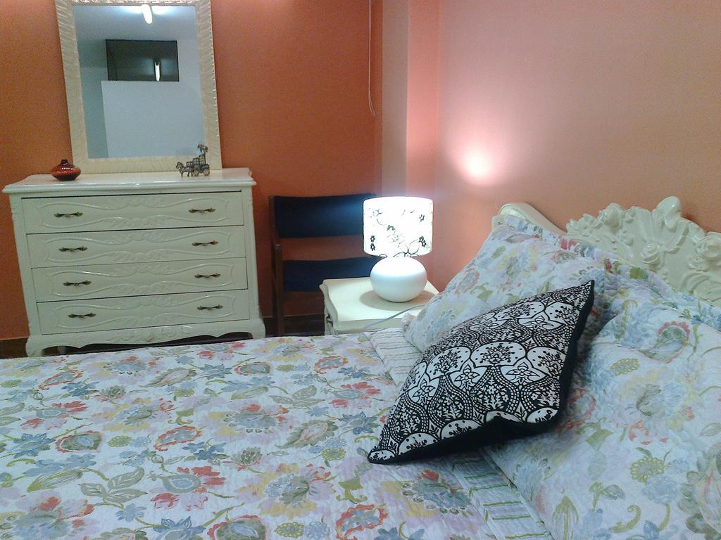 Strenua Santa Maria Suites Trujillo Kültér fotó