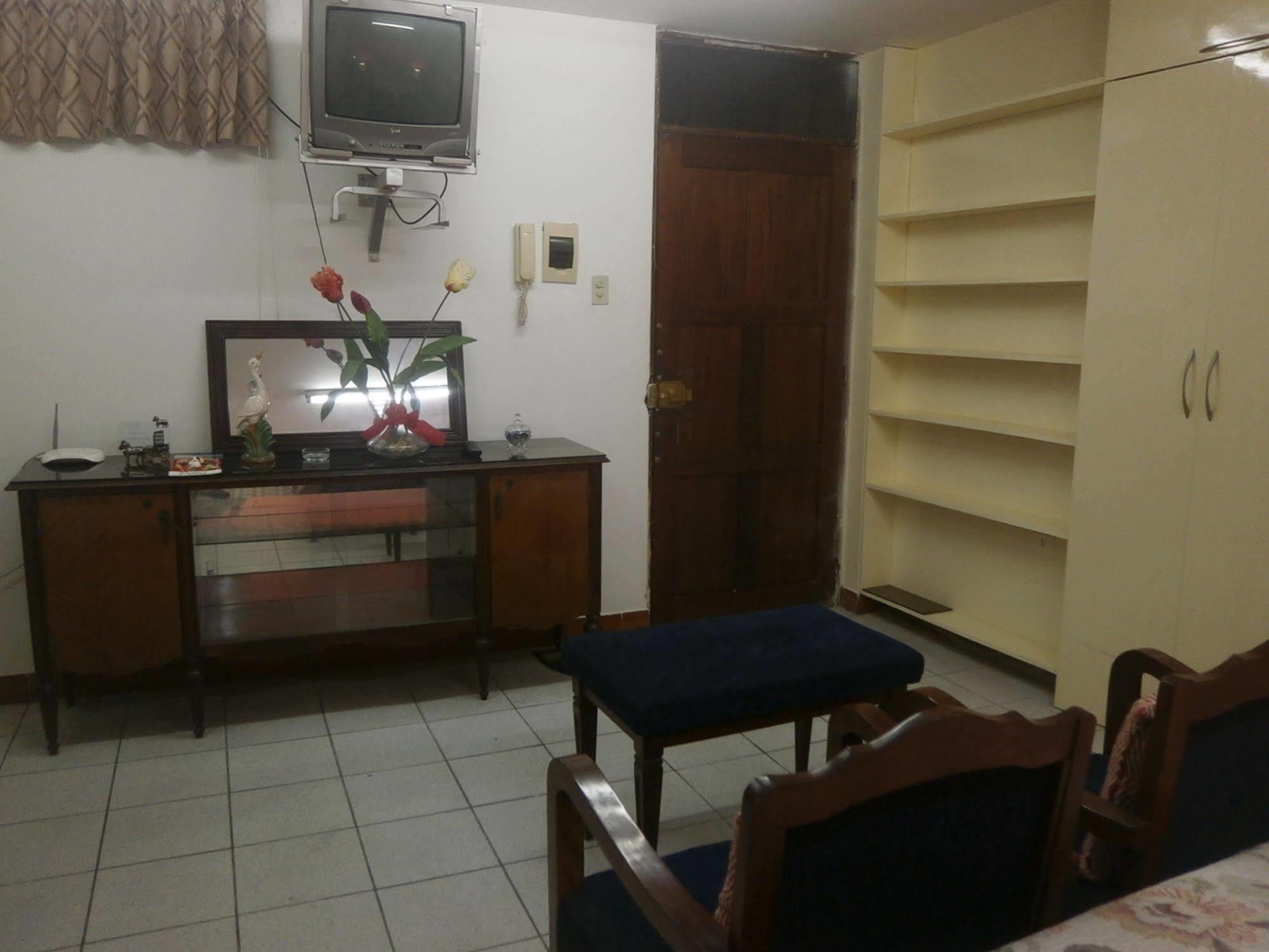 Strenua Santa Maria Suites Trujillo Kültér fotó